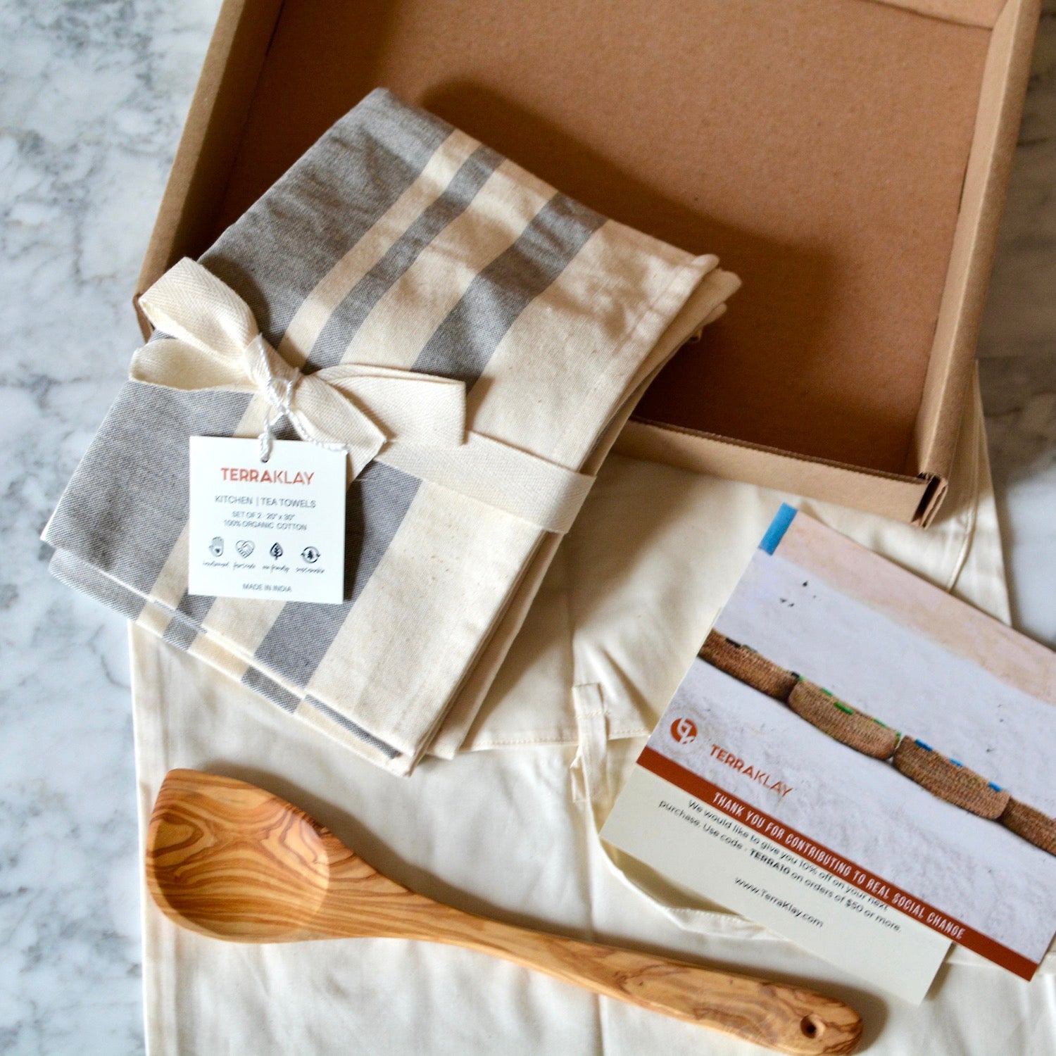 TerraKlay, Kitchen Towel Set With Olive Wood Spoon Gift