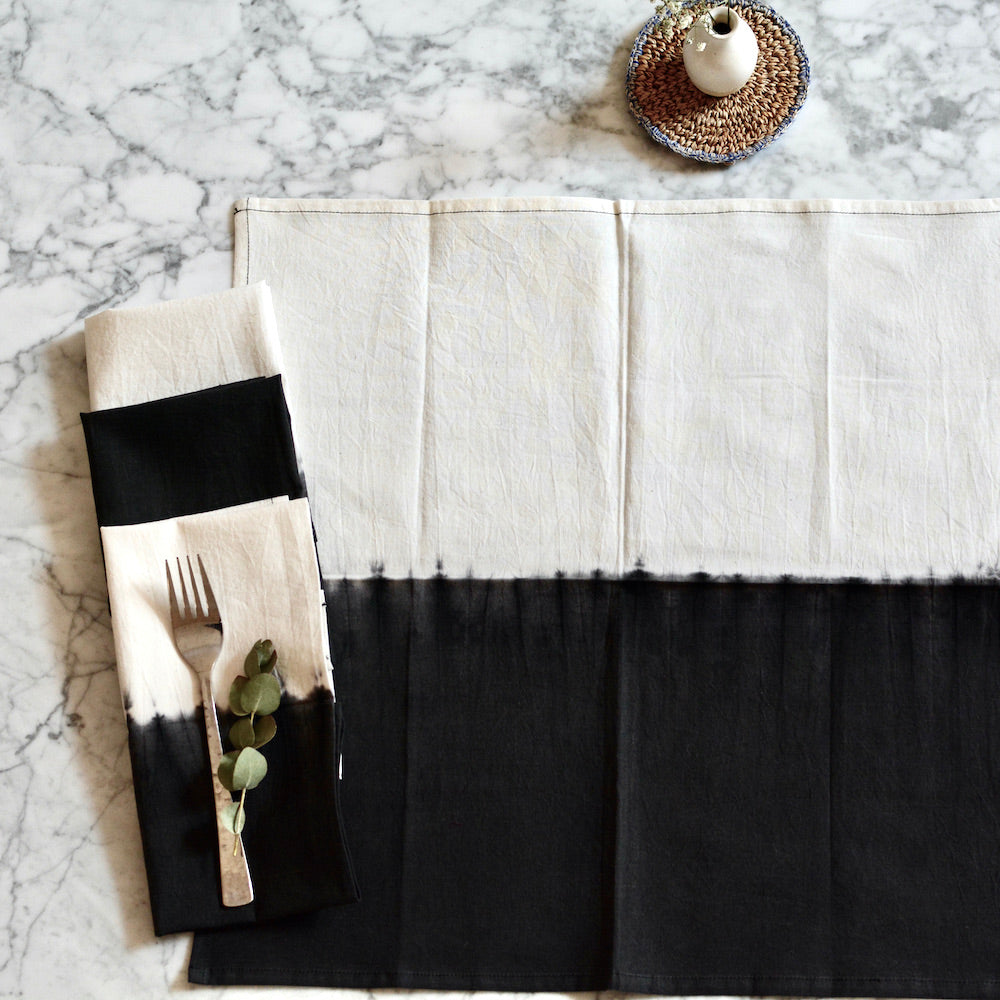 https://www.terraklay.com/cdn/shop/products/terraklay.com-shaded-shibori-napkins-black_1000x.jpg?v=1633445984